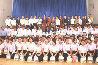 Champasak Delivers Relief Supplies to Ethnic Secondary School